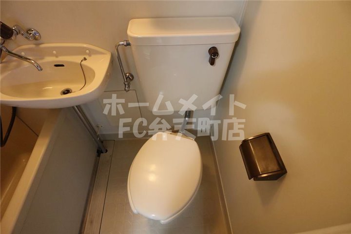 トイレ　シンプルで使いやすいトイレです