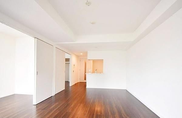 居室・リビング　ゆったりとした居間です