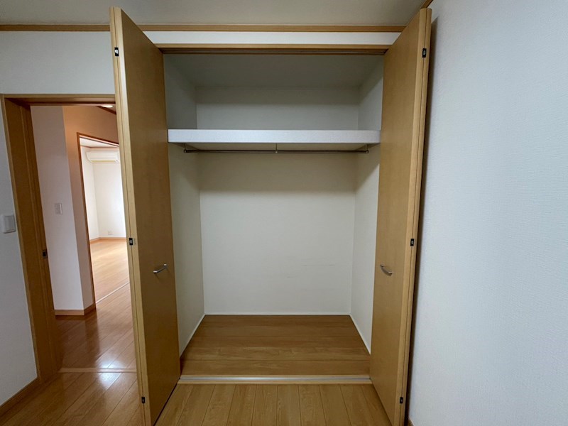 収納　※201号室の写真です。