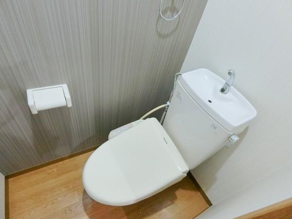 トイレ　写真は別のお部屋のイメージです。現況優先