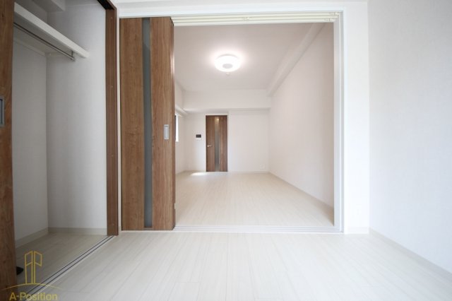 居室・リビング　サムティ本町EAST　THE　MARKS