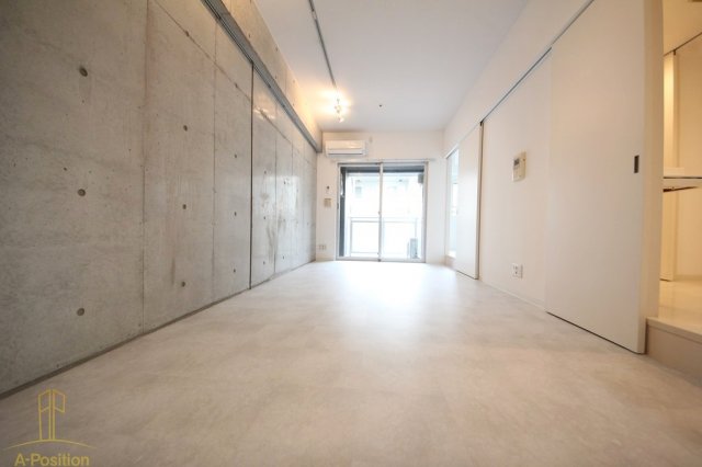 居室・リビング　ルクレ堺筋本町レジデンス