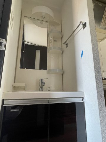 洗面設備　脱衣スペースもあります