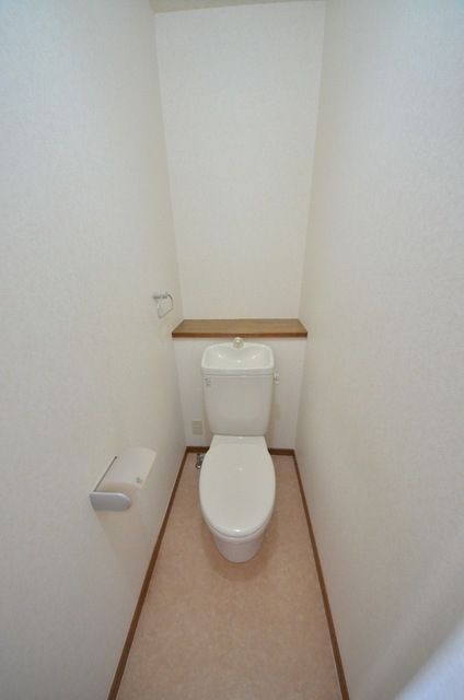 トイレ　★お部屋探しは株式会社タウンハウジング東京まで★