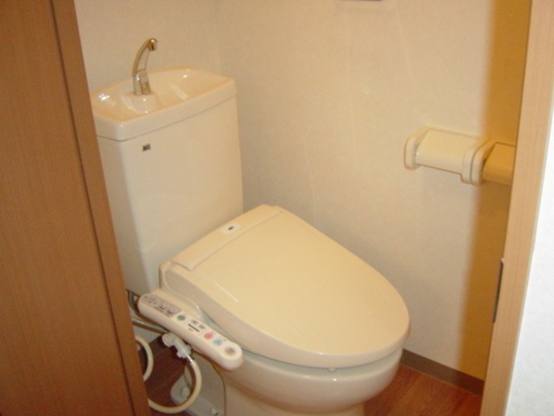 トイレ　図面と現状に相違がある場合には現状を優先