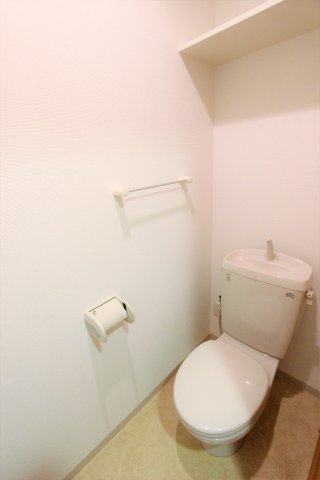 トイレ　参考写真です。現況優先。