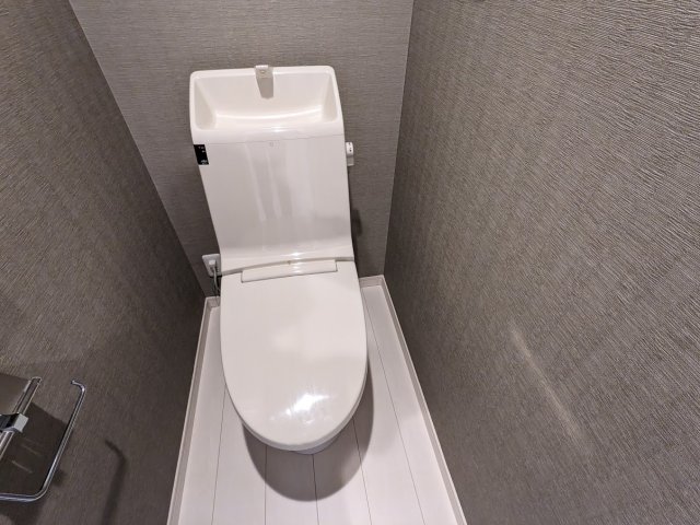 トイレ　清潔感のあるトイレです