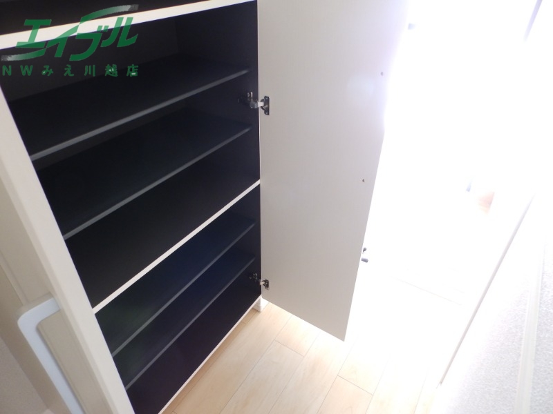 収納　別部屋参考写真です