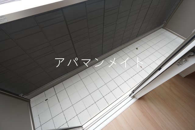 バルコニー　開放的で明るい空間を演出してくれるバルコニーです