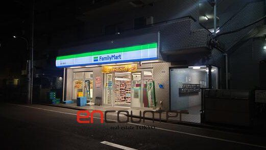 コンビニ　ファミリーマート赤羽一番街店（コンビニ）まで180m
