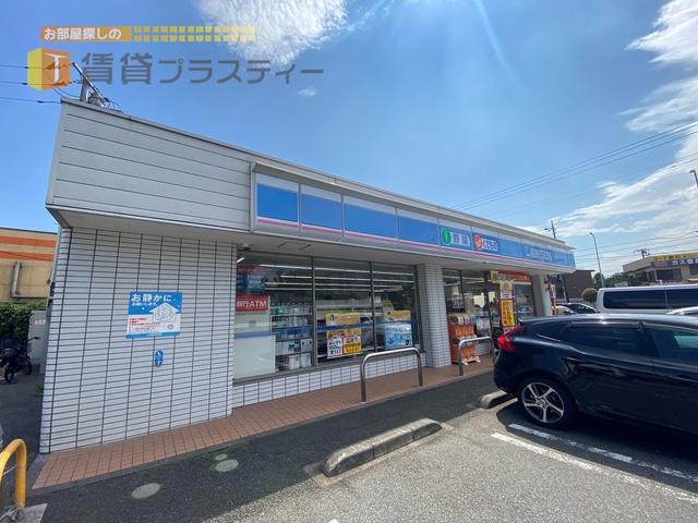 コンビニ　ローソン船橋西船二丁目店（コンビニ）まで303m