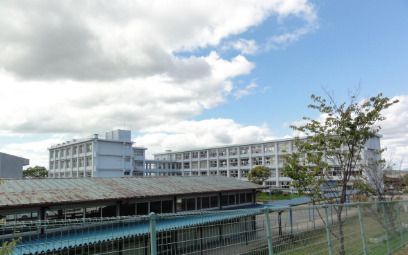 中学校　三木市立緑が丘中学校（中学校）まで1554m