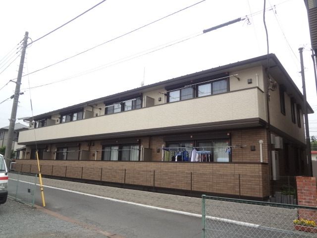 建物外観　☆南東向きのでたくさん陽が入ります☆