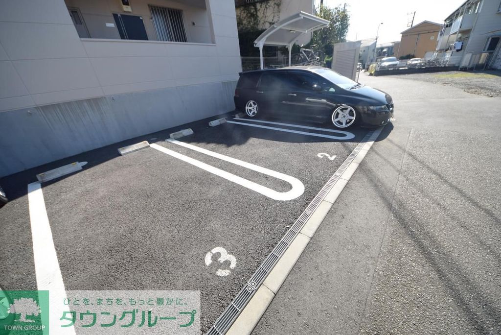 駐車場　駐車場