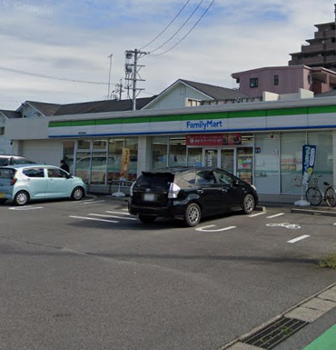 コンビニ　ファミリーマート 東浦生路店（コンビニ）まで110m