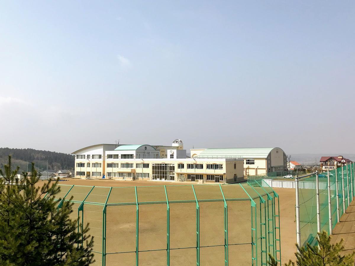 中学校　白山台中学校（中学校）まで400m