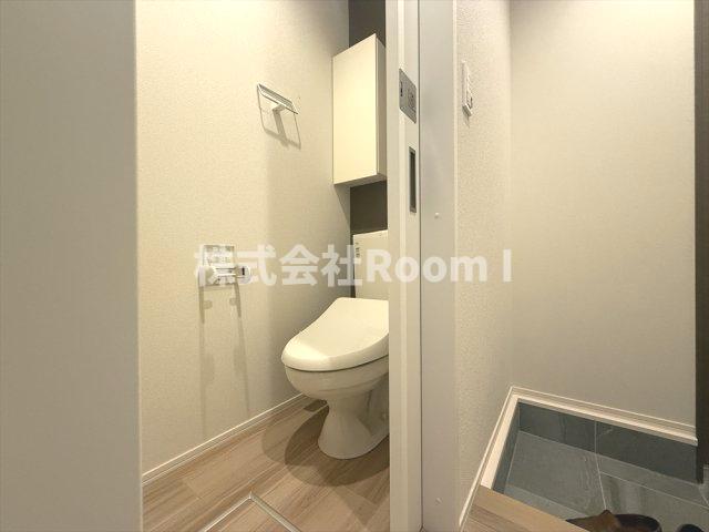 トイレ　落ち着いたトイレです