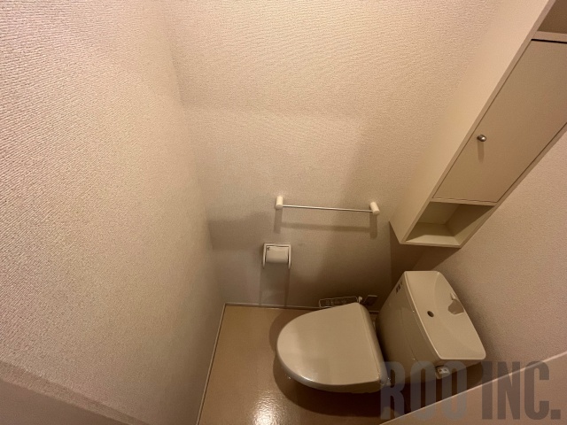 トイレ　写真は反転のお部屋です