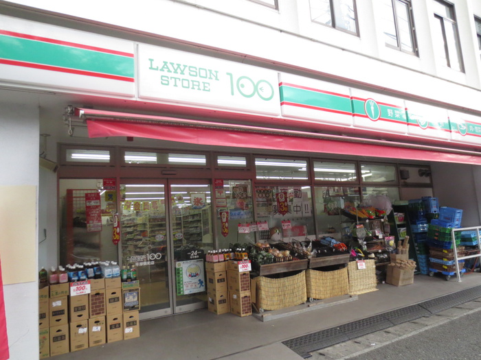 コンビニ　ローソン100（コンビニ）まで354m