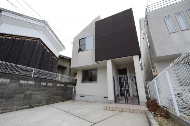 大屋町21-11戸建て 西側