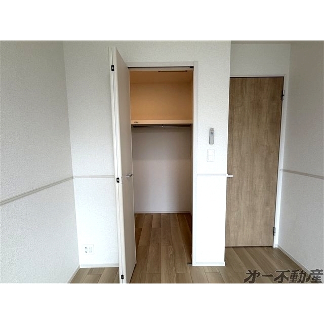 収納　ウォークインクローゼット