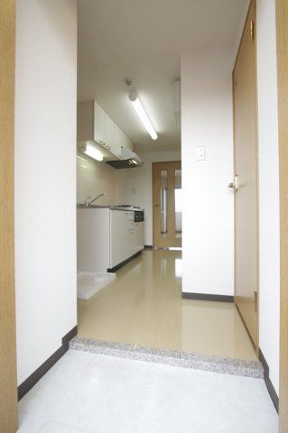 玄関　（別タイプ参考写真）小石川ガーデンハウス　文京区白山2