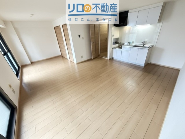 ラフィーネ南伊丹の居間写真