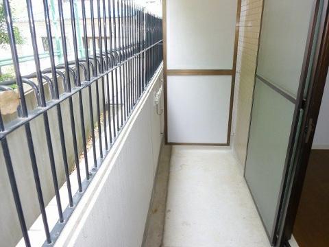 大阪モノレール本線 柴原阪大前駅 徒歩5分 3階建 築31年の内装写真