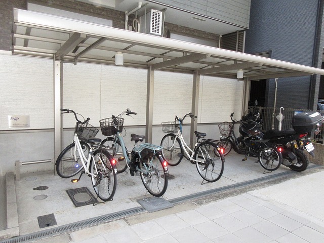 ＪＲ関西本線 東部市場前駅 徒歩10分 3階建 築9年の外観写真