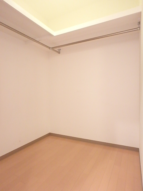 収納　別号室参照