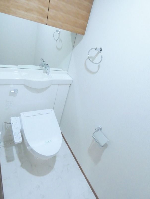 トイレ　シンプルで使いやすいトイレです