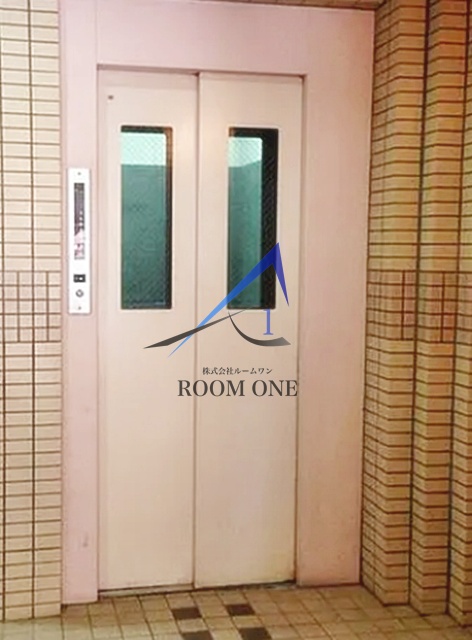 その他設備　エレベーターです。