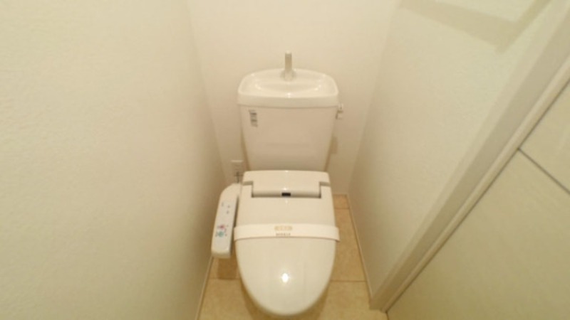 トイレ　図面と現状に相違がある場合には現状を優先
