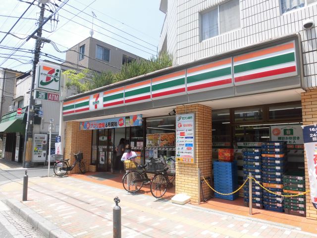 コンビニ　セブンイレブン（コンビニ）まで380m