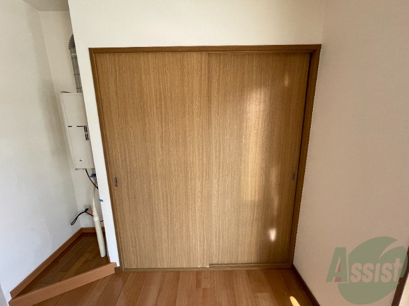 収納　こちらは収納です。中はどうなっているのでしょう。