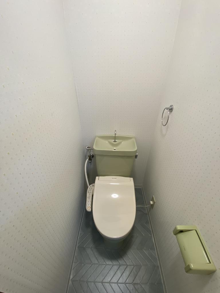 ＪＲ鹿児島本線 小倉駅 徒歩3分 7階建 築31年のトイレ写真