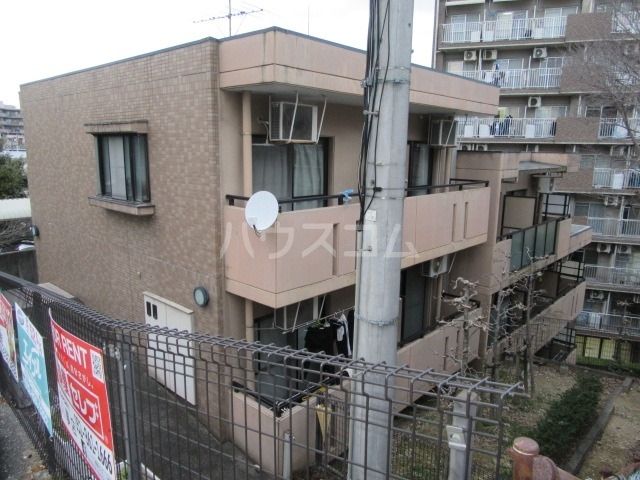 名古屋市天白区八幡山のマンションの建物外観