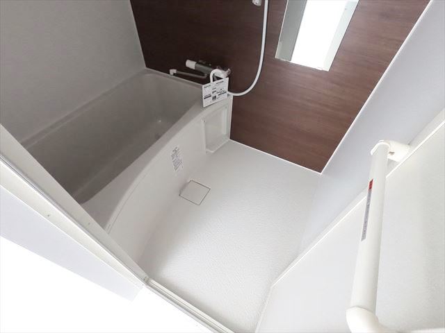 バス・シャワールーム　浴室（参考写真、同物件他号室）