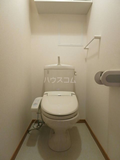 【御殿場市中山のアパートのトイレ】