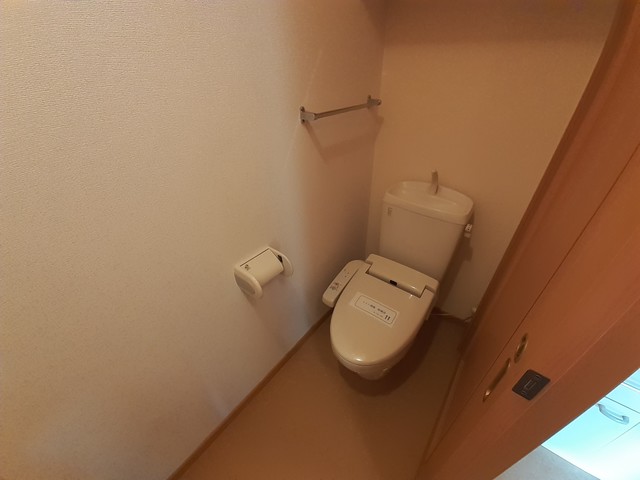 【シャルマンパークＣのトイレ】