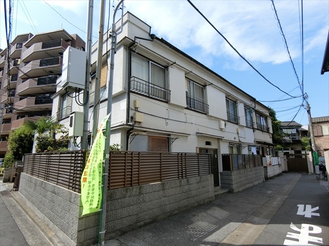 花の木荘の建物外観