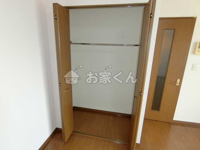 収納　クローゼット