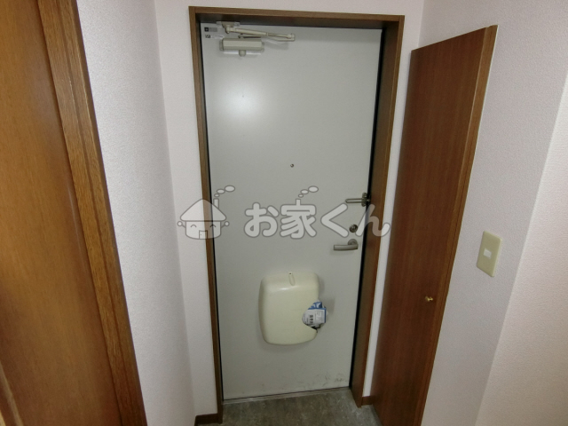 玄関　シューズボックス付き玄関