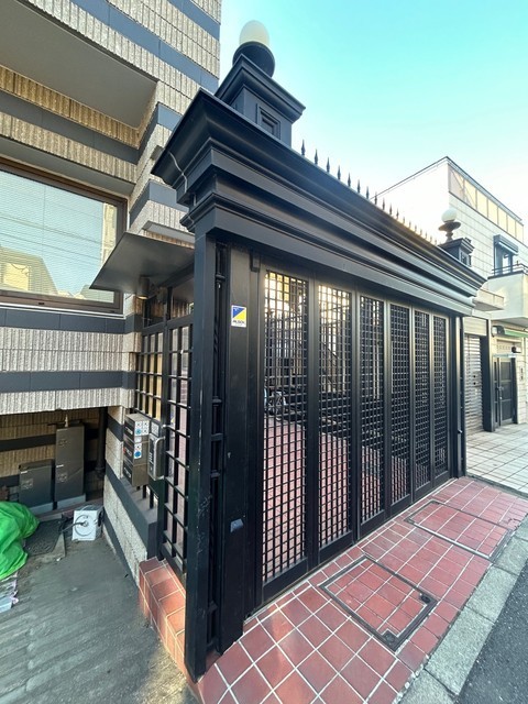 エントランス　エントランス