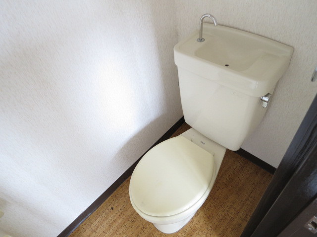 トイレ　水洗トイレ