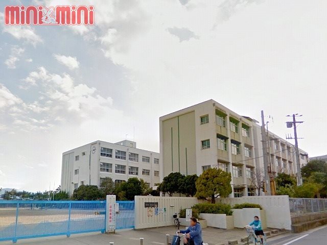 【明石市天文町のマンションの小学校】