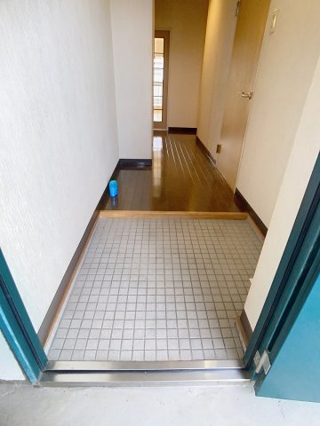 玄関　2025年1月撮影