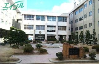 小学校　芳泉小学校（小学校）まで654m