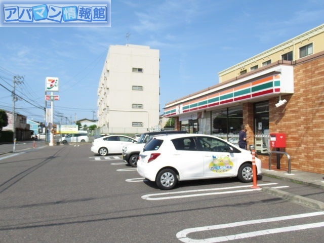 コンビニ　セブンイレブン新潟青山8丁目店（コンビニ）まで331m
