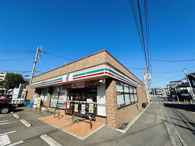コンビニ　セブンイレブン横浜さちが丘店（コンビニ）まで393m